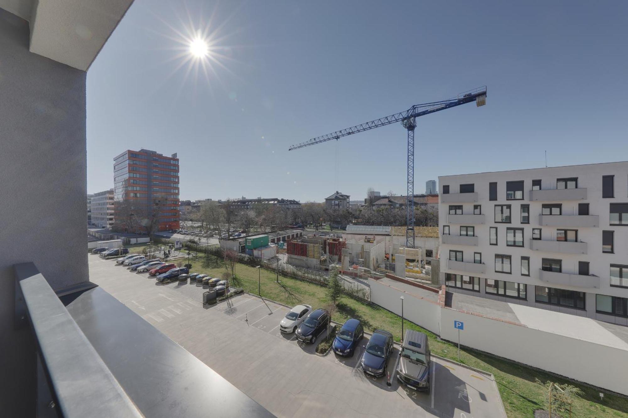 Bazova Apartment With Free Parking Bratislava Eksteriør bilde