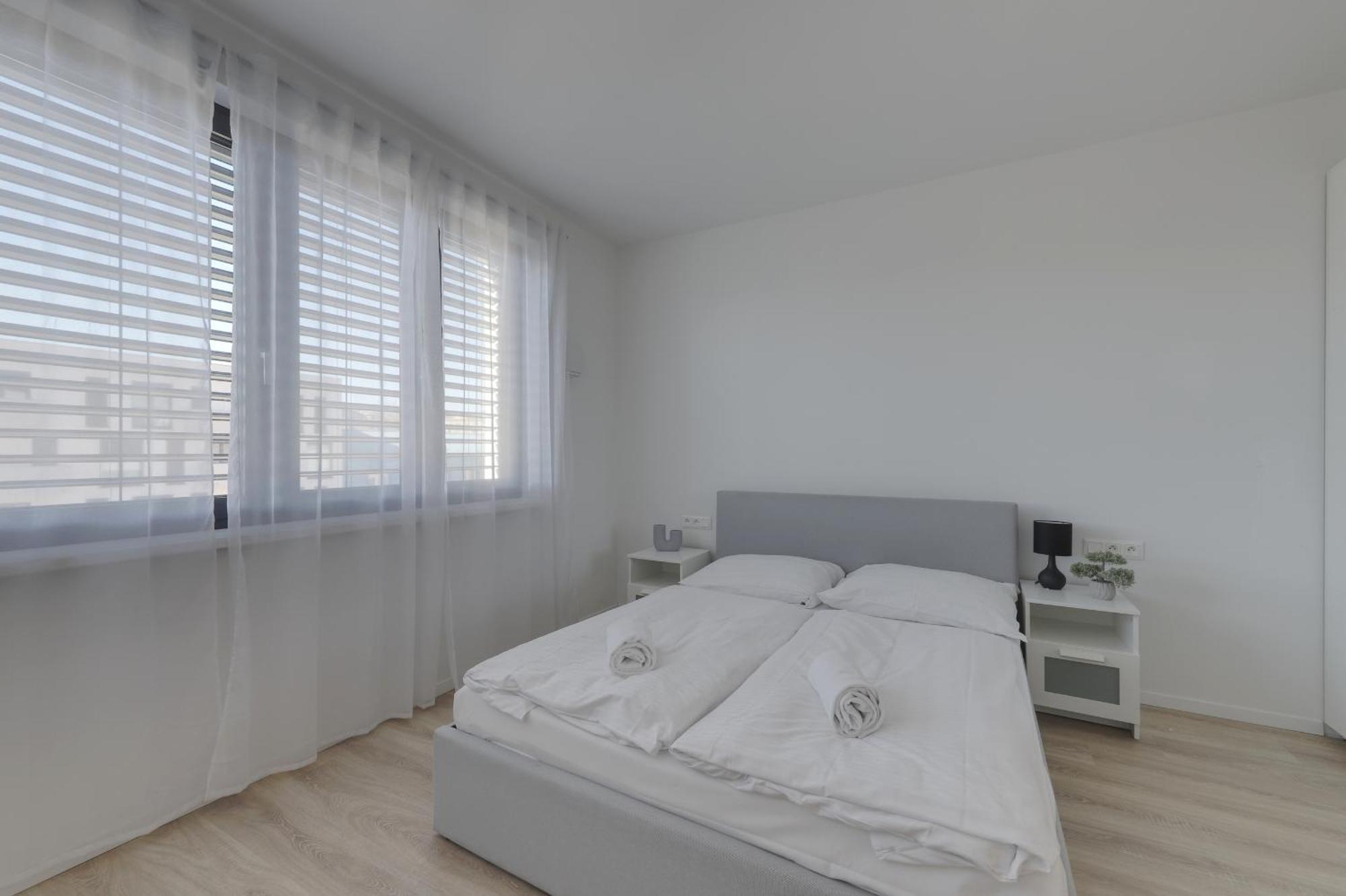 Bazova Apartment With Free Parking Bratislava Eksteriør bilde